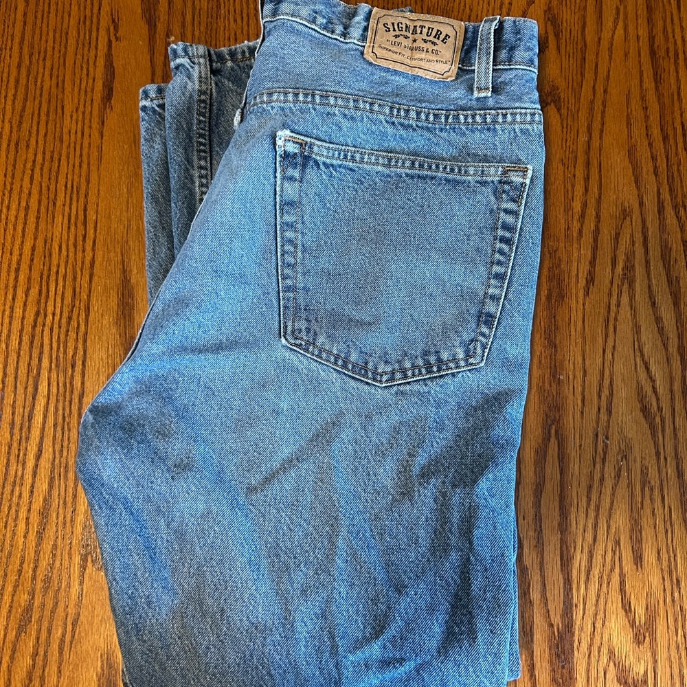 Signature by Levi Strauss Blue Relaxed Jeans - Picture 3 of 4